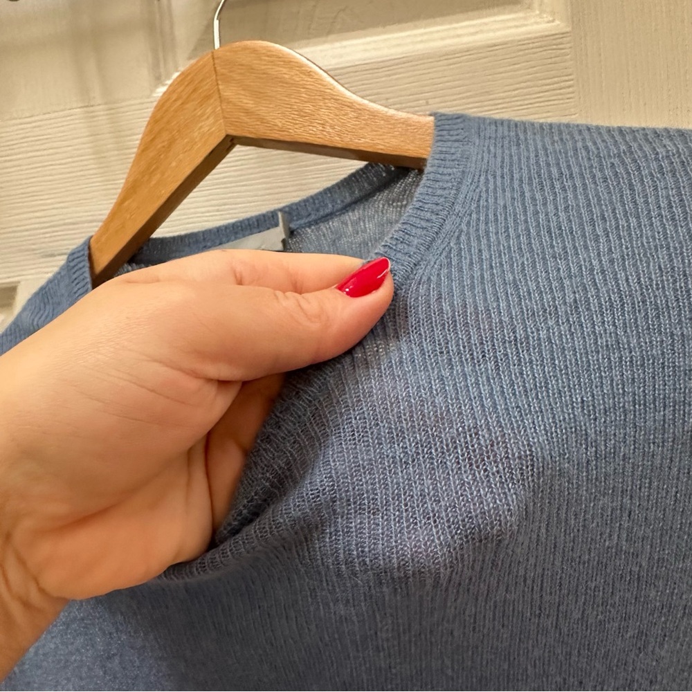 Vince Cashmere Trimless Sweater Hydrangea light Blue Long-Sleeve Crew s Small - Picture 7 of 8